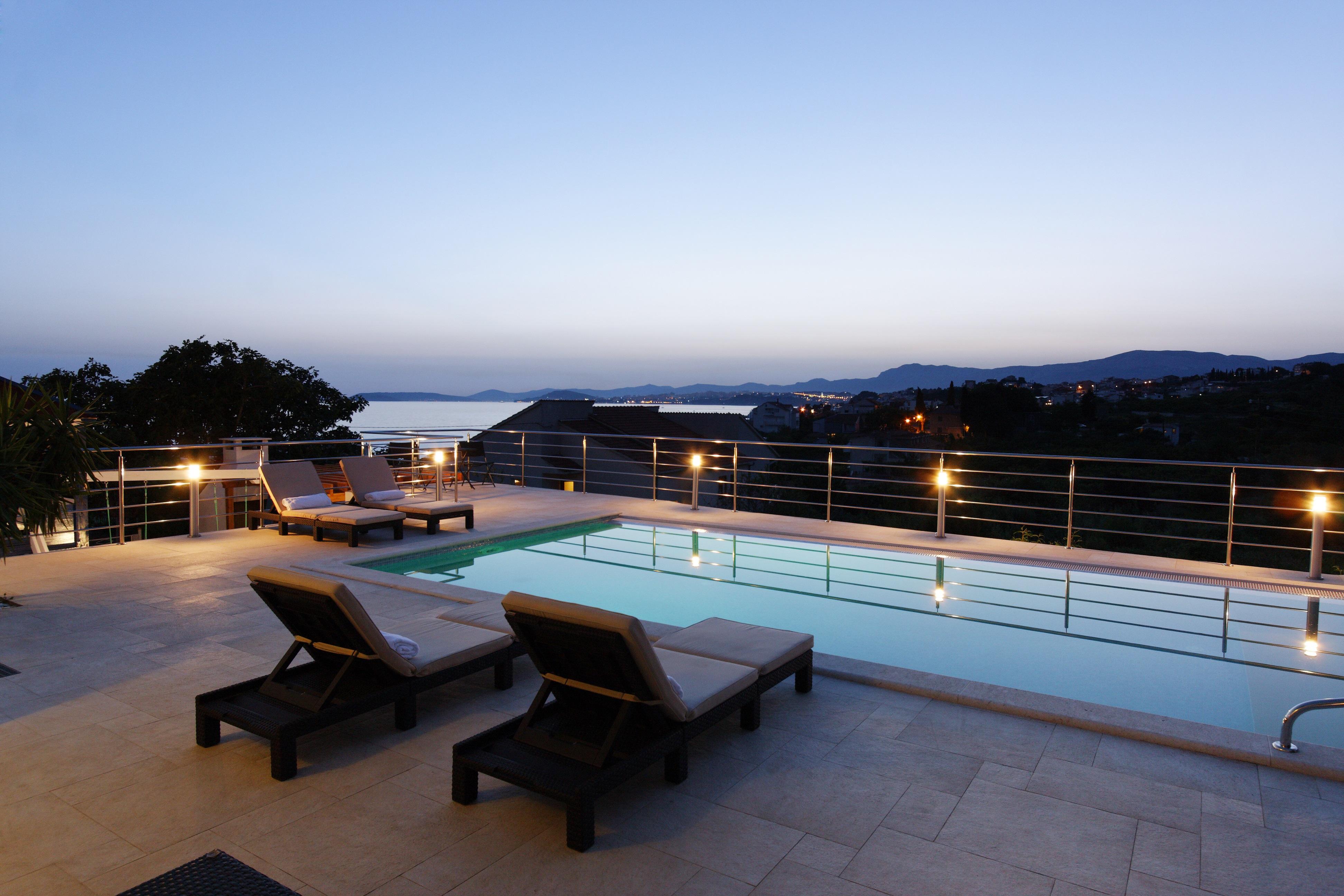Villa Mermaid Your Croatian Haven With Luxury Pool And Scenic Views Podstrana Eksteriør bilde