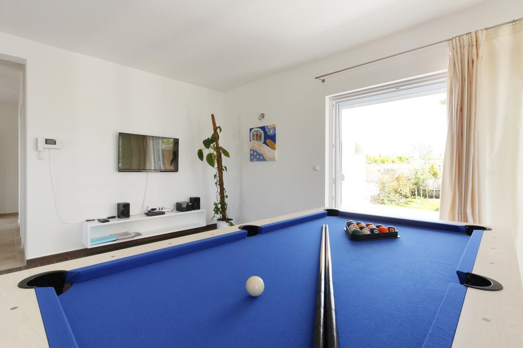 Villa Mermaid Your Croatian Haven With Luxury Pool And Scenic Views Podstrana Rom bilde